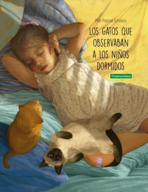 Los gatos que observaban a los niños dormidos