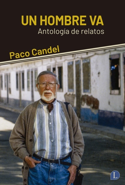 Un hombre va